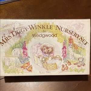 Wedgwood Mrs Tiggy-Winkle Nursery Set